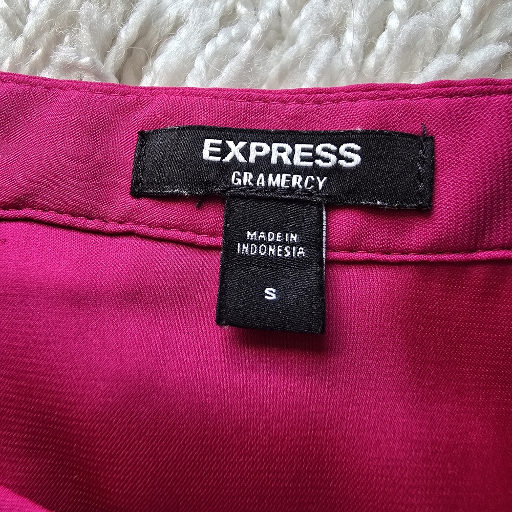 Express Fuchsia Ruffled Blouse - Picture 2 of 3